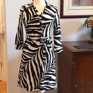 3/4 sleeve zebra print dress